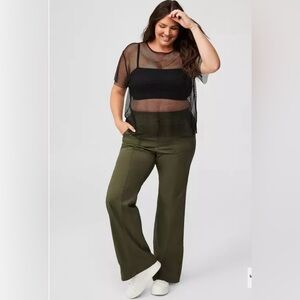 Torrid Womens Size 4R (26) Relaxed Utility Poplin Mid-Rise Boot Deep Black